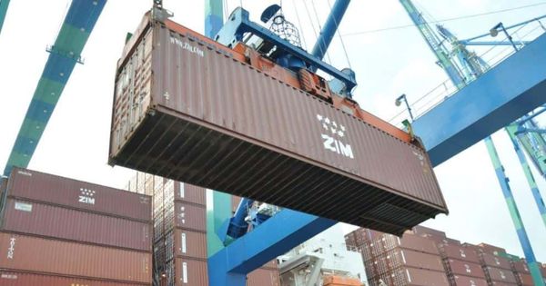ZIM warns to stop sailing on transpacific route if rates fall too low