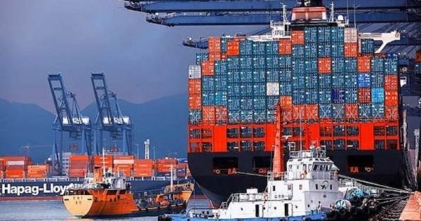 Xuất khẩu khởi động lại tại Yantian, nhưng các hãng tàu bỏ qua cảng do bị  tắc nghẽn