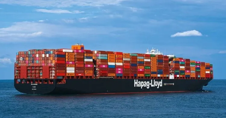 Hapag-Lloyd-vessel