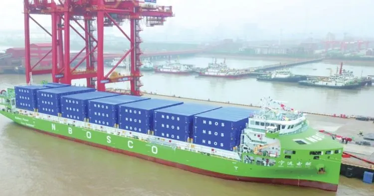china-launches-worlds-largest-electric-container-ship-a-decarbonization-milestone-for-the-maritime-industry