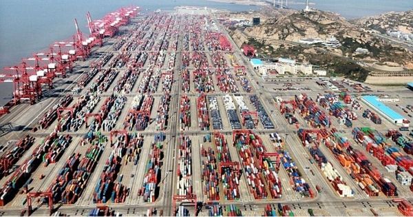 cang-Shanghai-container-port