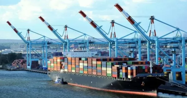 The Port of New York & New Jersey (photo: New Jersey Business Magazine)