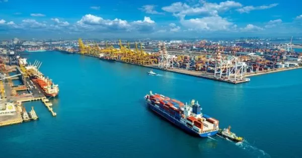 Port-of-LosAngeles---freepik